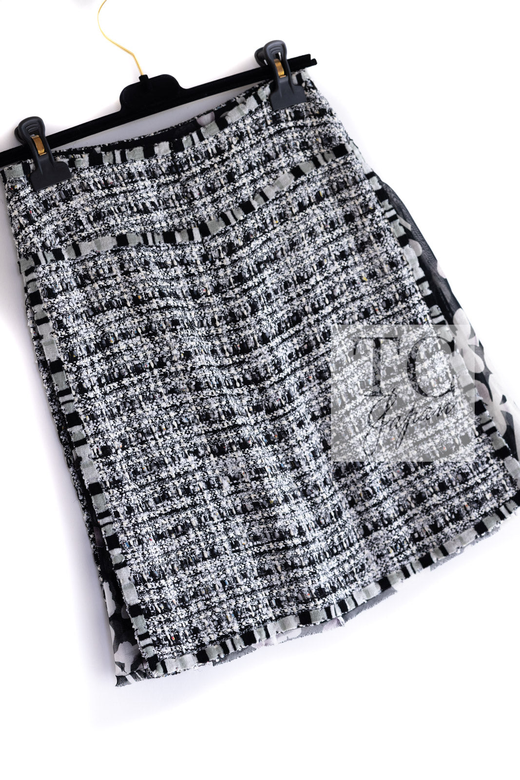 CHANEL 04S Black White CC Logo Wool Silk Cotton Lesage Tweed Skirt 38 シャネル ブラック ホワイト CC ロゴ ウール シルク コットン ルサージュ ツイード スカート 即発