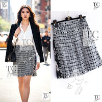 CHANEL 04S Black White CC Logo Wool Silk Cotton Lesage Tweed Skirt 38 シャネル ブラック ホワイト CC ロゴ ウール シルク コットン ルサージュ ツイード スカート 即発
