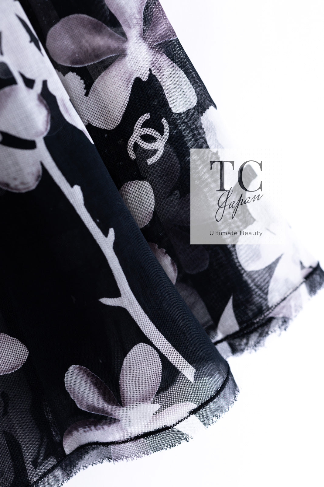 CHANEL 04S Black White Fringe Lesage Jacket Skirt Suit 38 シャネル ブラック ホワイト フリンジ ルサージュ ツイード ジャケット スカート スーツ 即発