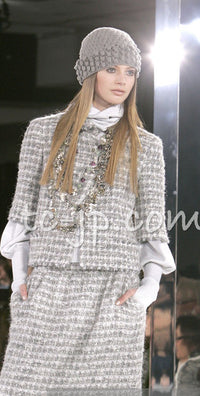 CHANEL 05A Gray Silver Mix Wool Cashmere Tweed Skirt 36 38 シャネル グレー シルバー ふんわり ウール カシミヤ ツイード スカート 即発