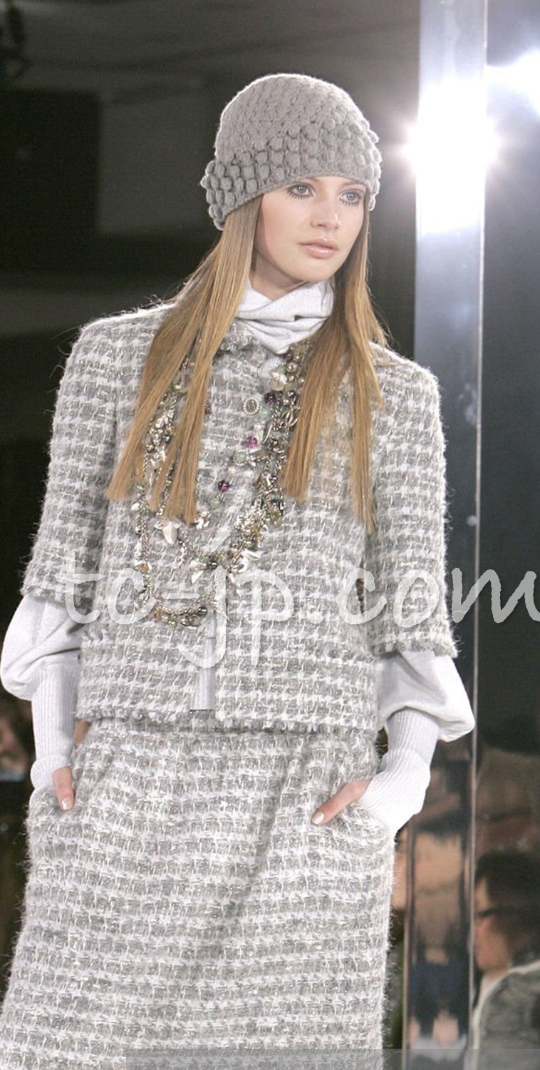 CHANEL 05A Gray Silver Mix Wool Cashmere Tweed Skirt 36 38 シャネル グレー シルバー ふんわり ウール カシミヤ ツイード スカート 即発