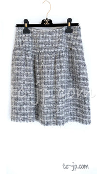 CHANEL 05A Gray Silver Mix Wool Cashmere Tweed Skirt 36 38 シャネル グレー シルバー ふんわり ウール カシミヤ ツイード スカート 即発