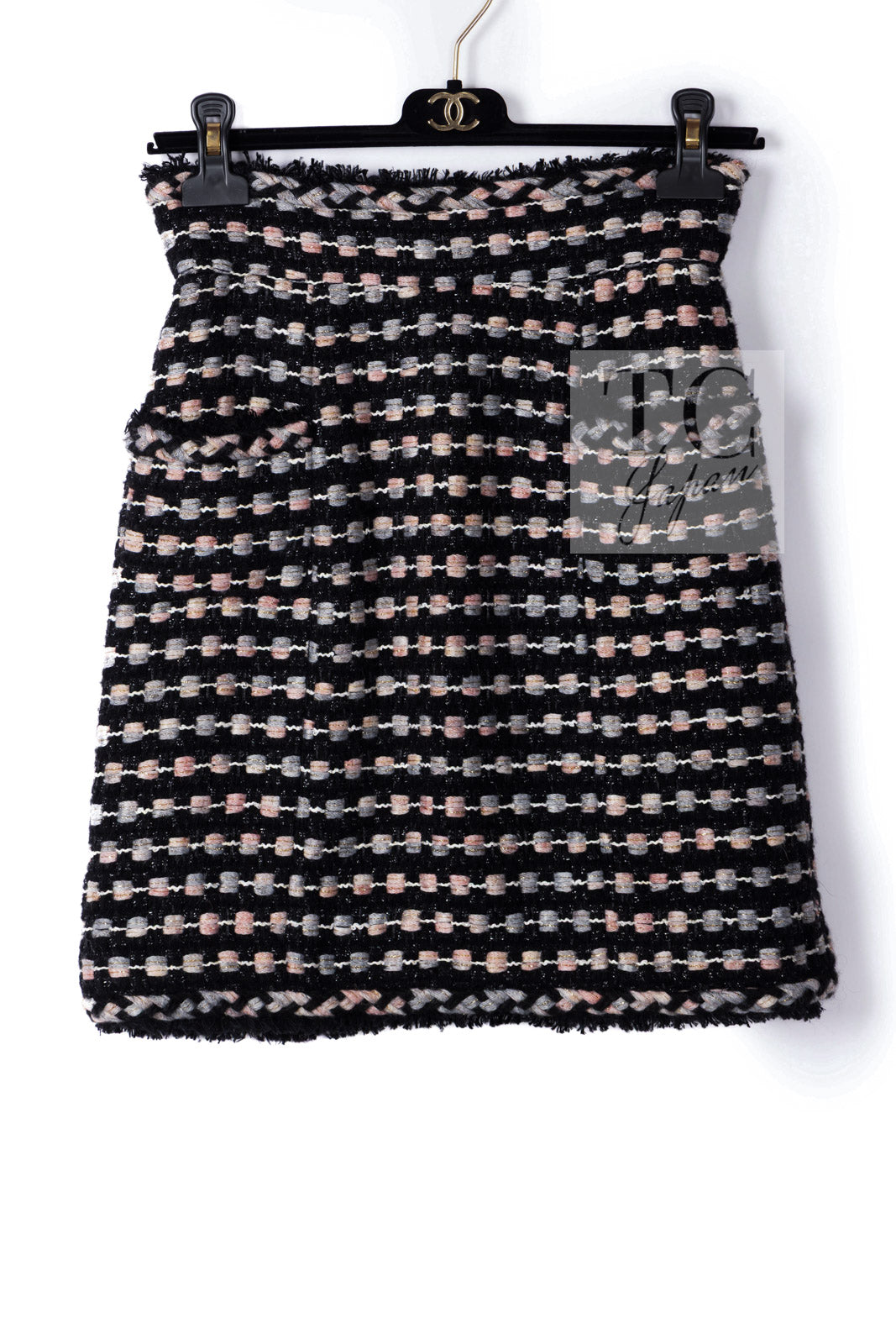 CHANEL 06A Black Metallic Multicolor Tweed Skirt シャネル ブラック メタリック ツイード スカート 即発