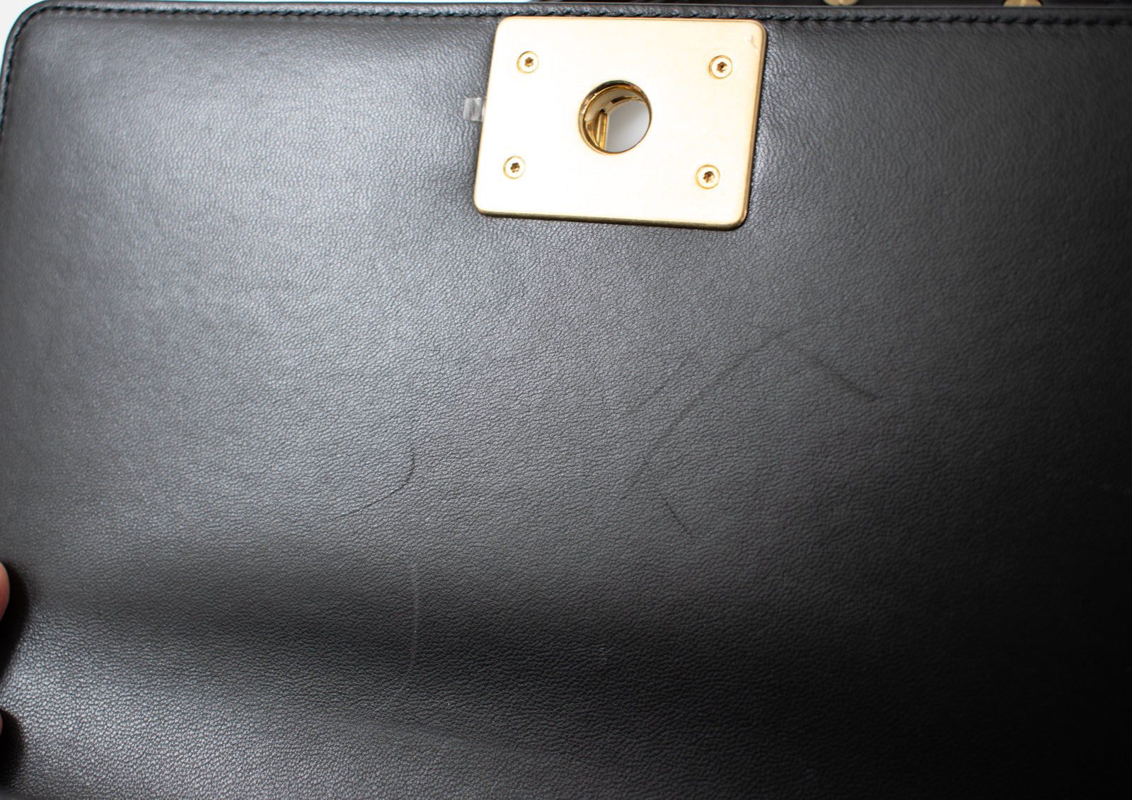 CHANEL BOY Chanel Black Gold Chain Shoulder Bag 25 シャネル ボーイ シャネル25 レザー チェーン ショルダー バッグ ブラック ゴールド金具 23番台 即発