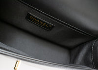 CHANEL BOY Chanel Black Gold Chain Shoulder Bag 25 シャネル ボーイ シャネル25 レザー チェーン ショルダー バッグ ブラック ゴールド金具 23番台 即発