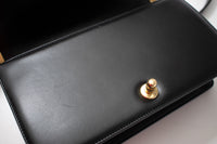 CHANEL BOY Chanel Black Gold Chain Shoulder Bag 25 シャネル ボーイ シャネル25 レザー チェーン ショルダー バッグ ブラック ゴールド金具 23番台 即発