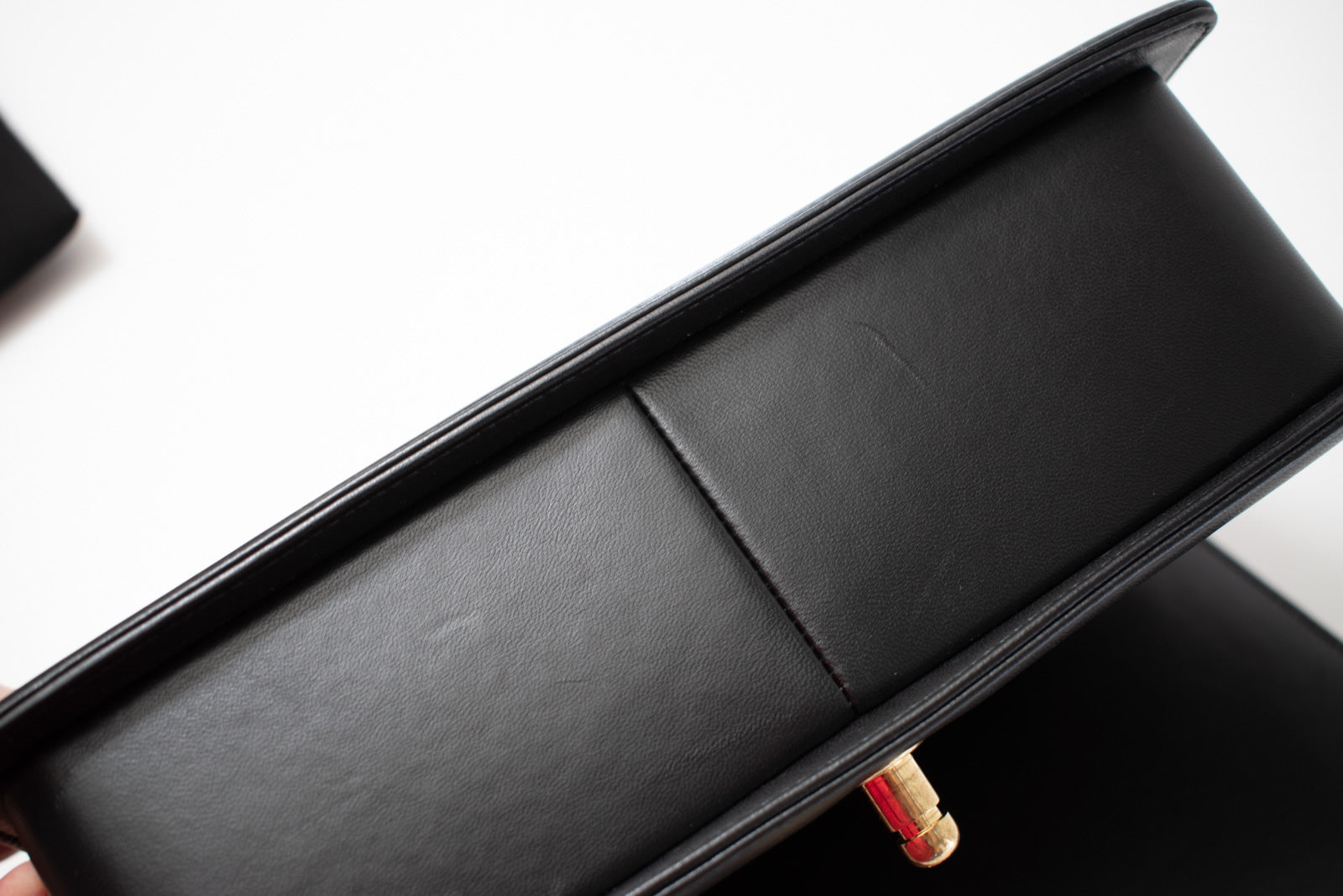 CHANEL BOY Chanel Black Gold Chain Shoulder Bag 25 シャネル ボーイ シャネル25 レザー チェーン ショルダー バッグ ブラック ゴールド金具 23番台 即発