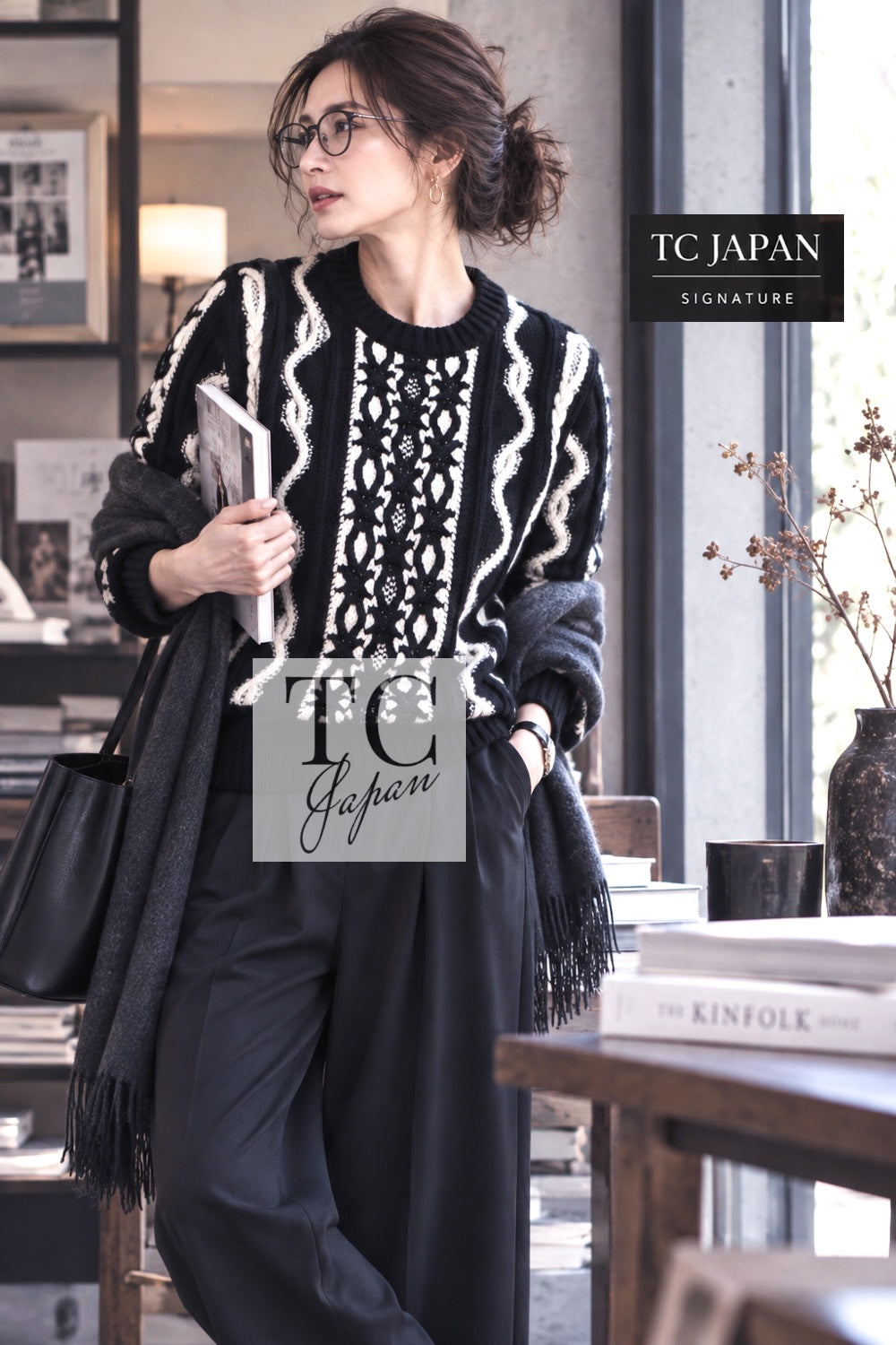 CHANEL Sweater 18PF Navy Ivory Wool Cashmere Knit 34 | UK