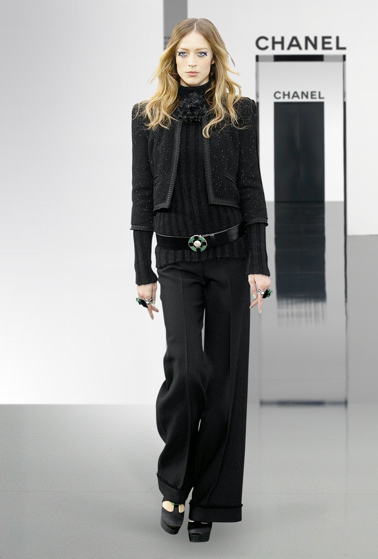 CHANEL Fall Winter 2009 black jacket and wide leg trousers runway look