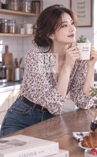シャネル トップス CHANEL 24PA ホワイト レッド CC ロゴ 花柄 ブラウス 34