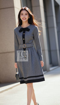 CHANEL Dress 88A Vintage Naomi Campbell Gray Ribbon Bow 40 | UK