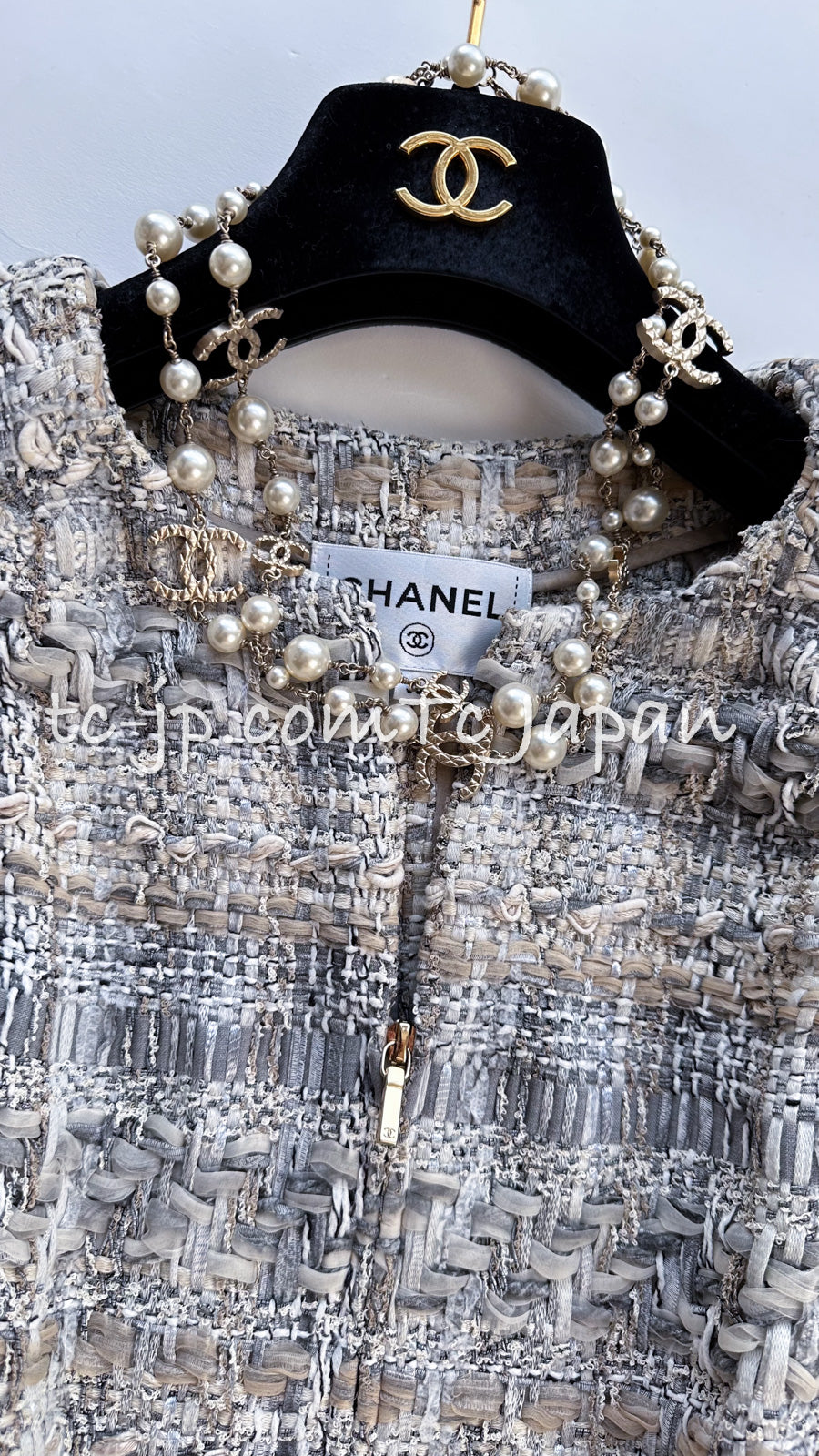 CHANEL 18C Grey Beige Ivory Tweed Fringe Dress 36 38 シャネル  グレー・ベージュ・アイボリー・ツイード・フリンジ・ワンピース 即発
