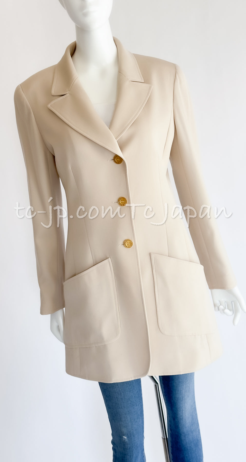 CHANEL 97S Vintage Beige Gold Buttons Wool Blazer Jacket 40 シャネル  ヴィンテージ・ベージュ・ゴールド・ボタン・ウール・ブレザー・ジャケット 即発