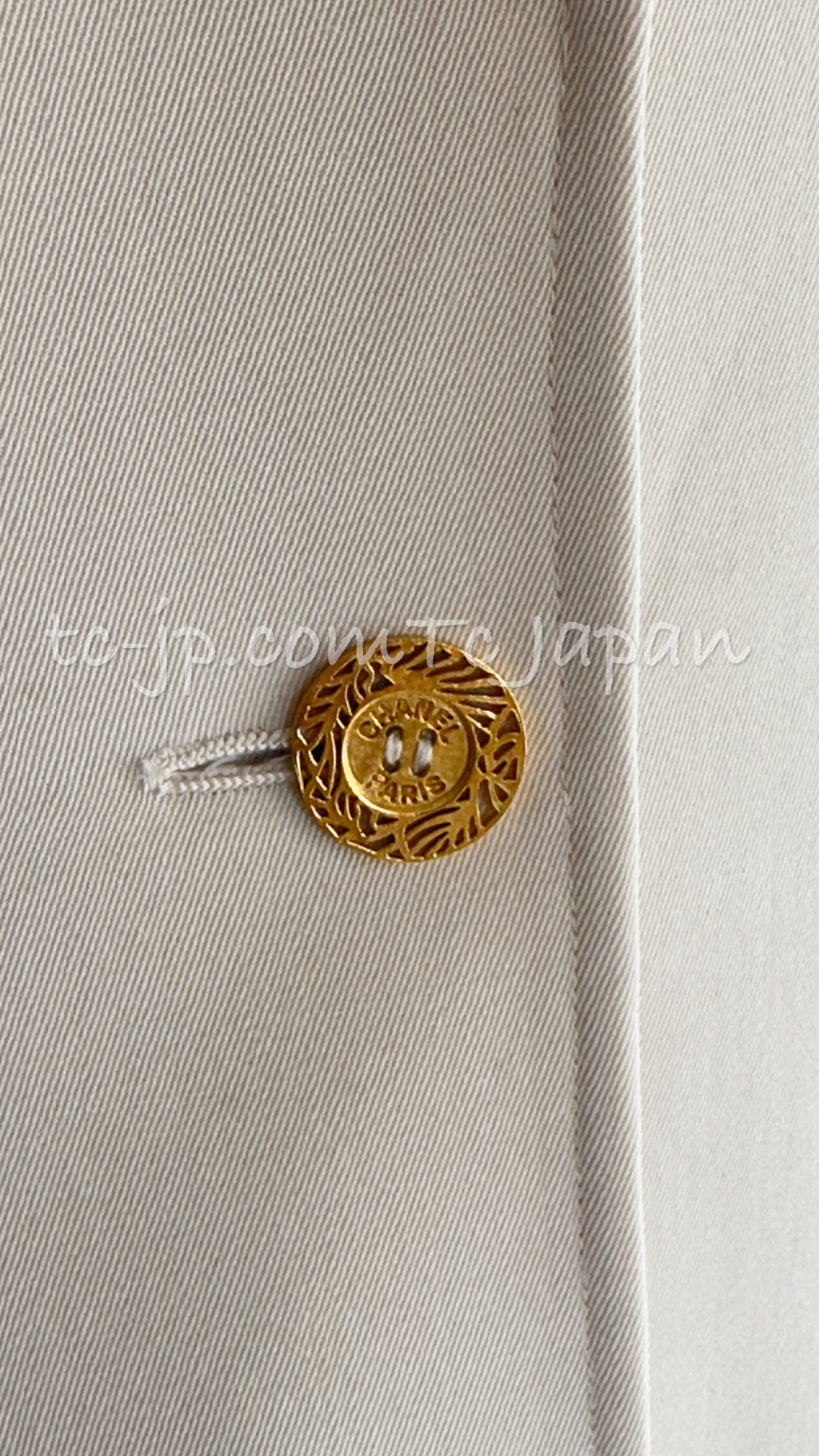 CHANEL 97S Vintage Beige Gold Buttons Wool Blazer Jacket 40 シャネル ヴィンテージ・ベージュ・ゴールド・ボタン・ウール・ブレザー・ジャケット 即発