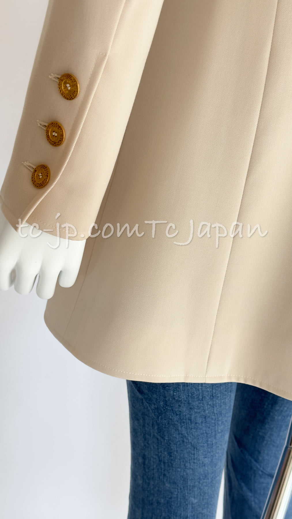 CHANEL 97S Vintage Beige Gold Buttons Wool Blazer Jacket 40 シャネル ヴィンテージ・ベージュ・ゴールド・ボタン・ウール・ブレザー・ジャケット 即発