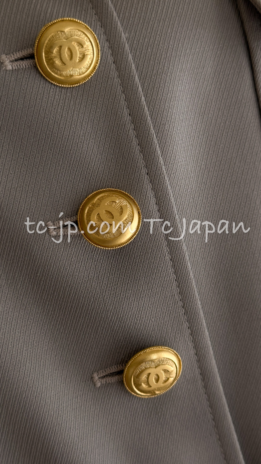 CHANEL 96A Vintage Gray Gold Buttons Belt Military Jacket Skirt Suit 40 シャネル ヴィンテージ・グレー・ゴールドCCボタン・ベルト・ミリタリー ジャケット・スカート・スーツ即発