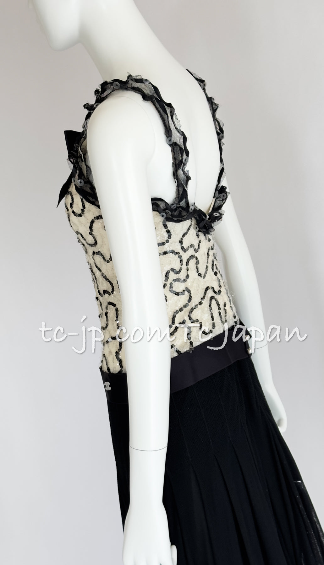 CHANEL 05C Black Ivory Embellishment Sequin Dress 36 シャネル ブラック・アイボリー・スパンコール装飾・ワンピース 即発