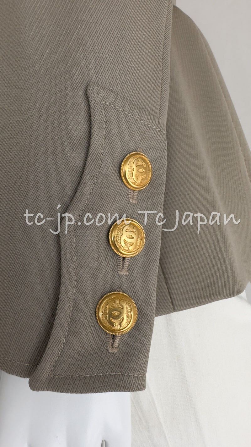 CHANEL 96A Vintage Gray Gold Buttons Belt Military Jacket Skirt Suit 40 シャネル ヴィンテージ・グレー・ゴールドCCボタン・ベルト・ミリタリー ジャケット・スカート・スーツ即発