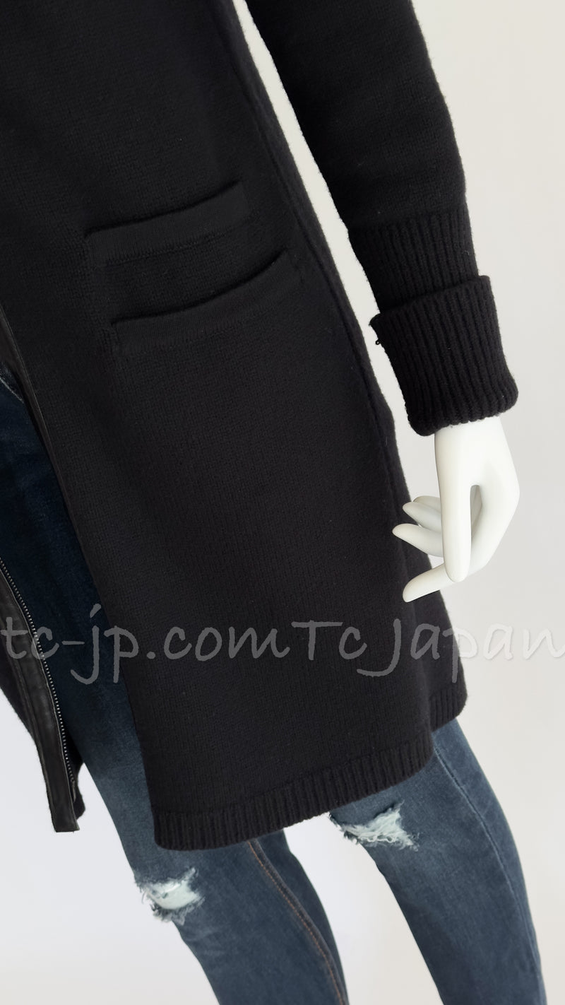 CHANEL 12A Black Wool Lambskin Leather CC Logo Long Cardigan 36 シャネル ブラック・ウール・ラムスキン・レザー・腕CCロゴ・ロングカーディガン・コート 即発
