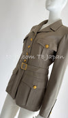 CHANEL 96A Vintage Gray Gold Buttons Belt Military Jacket Skirt Suit 40 シャネル ヴィンテージ・グレー・ゴールドCCボタン・ベルト・ミリタリー ジャケット・スカート・スーツ即発