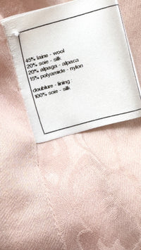 CHANEL 09C Pink Wool Silk Alpaca Standing Collar Camellia Buttons Jacket 38 シャネル ピンク ウール アルパカ シルク スタンドカラー カメリアボタン ジャケット 即発