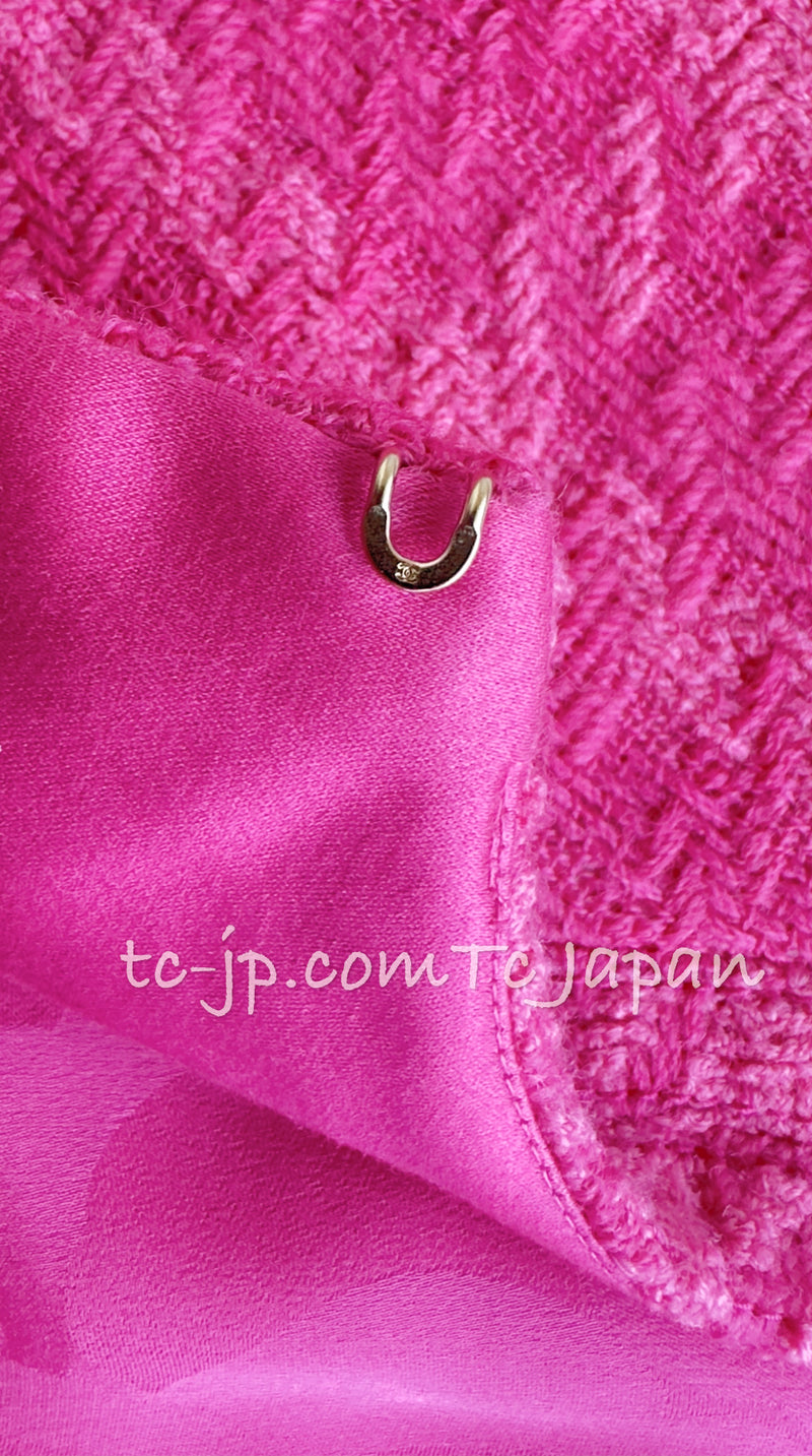 CHANEL 19A Pink Wool Tweed Cape Jacket 34 36 38 40 42シャネル ピンク・ウール・ツイード・ケープ・ジャケット 即発