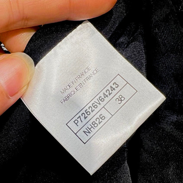 Fake CHANEL 22S label 3