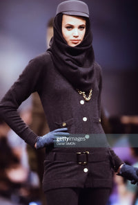 CHANEL 89A Brown Camel Hair CC Gold Button Knit Cardigan 38 40 シャネル キャメル ベージュ CC ゴールド ココボタン ニット カーディガン 即発