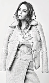 CHANEL 17A Pale Baby Pink Mohair Wool Coat Jacket 44 シャネル 軽くてふわふわ 淡い ベビーピンク モヘア ウール コート ジャケット 即発