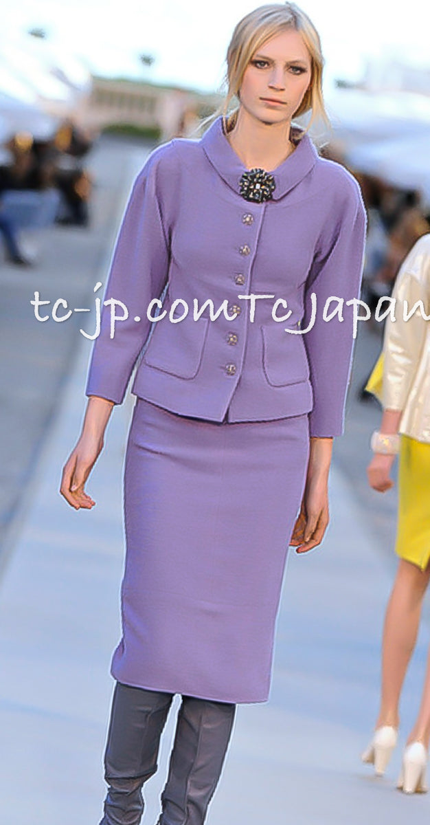 CHANEL 12C Lavender Gripoix Buttons Tweed Jacket Skirt Suit 38 シャネル ラベンダー・グリポワ宝石ボタン・ツイード・ジャケット 即発 - TC JAPAN