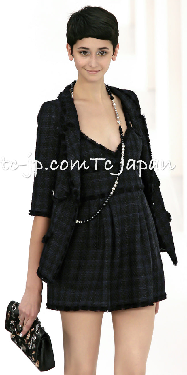 シャネル ジャケット CHANEL ブラック フリンジ コットン ツイード ココボタン 07S Black Fringe Cotton CC  Buttons Tweed Jacket – TC JAPAN