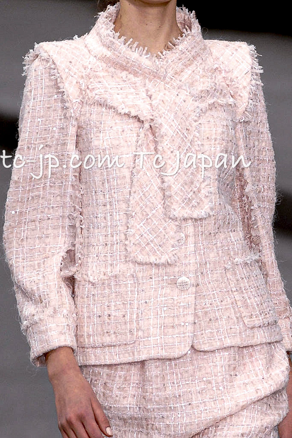 CHANEL 09S Pastel Pink Sequin Embellished Jacket Skirt Suit 34 36 シャネル  パステルピンク・スパンコール・ジャケット・スカート・スーツ 即発