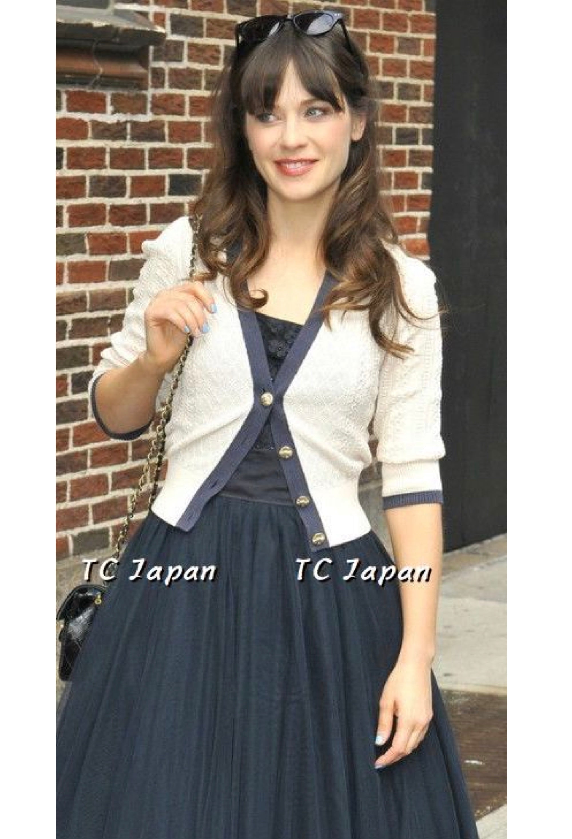 CHANEL 13C Beige Ivory Navy Cotton Knit Cardigan 34 38 40 シャネル ベージュ アイボリー ネイビー コットン ニット カーディガン 即発 - TC JAPAN