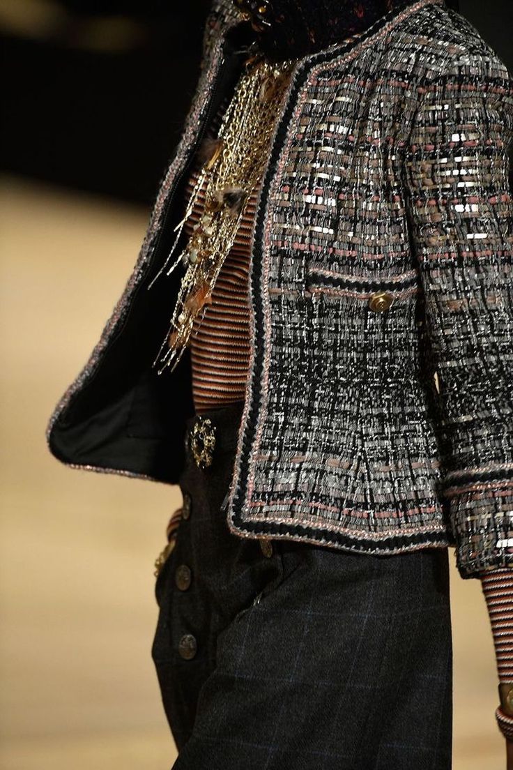 シャネル ジャケット CHANEL ブラック グレー ピンク シルバー
