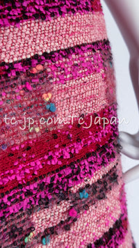 CHANEL 91A Vintage Pink Red Multicolor Tweed Skirt Matelasse Buttons 36 38 シャネル ヴィンテージ・ピンク・レッド・マトラッセボタン・ツイード・スカート 即発