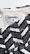CHANEL 16S White Black Chevron Pattern Jacket Skirt 40 42 シャネル ホワイト シェベロン Vネック ジャケット スカート 即発