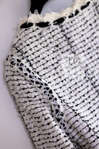 CHANEL 05S White Black Tweed Cardigan Jacket 34 36 シャネル ホワイト ブラック リボン ツイード カーディガン ジャケット 即発