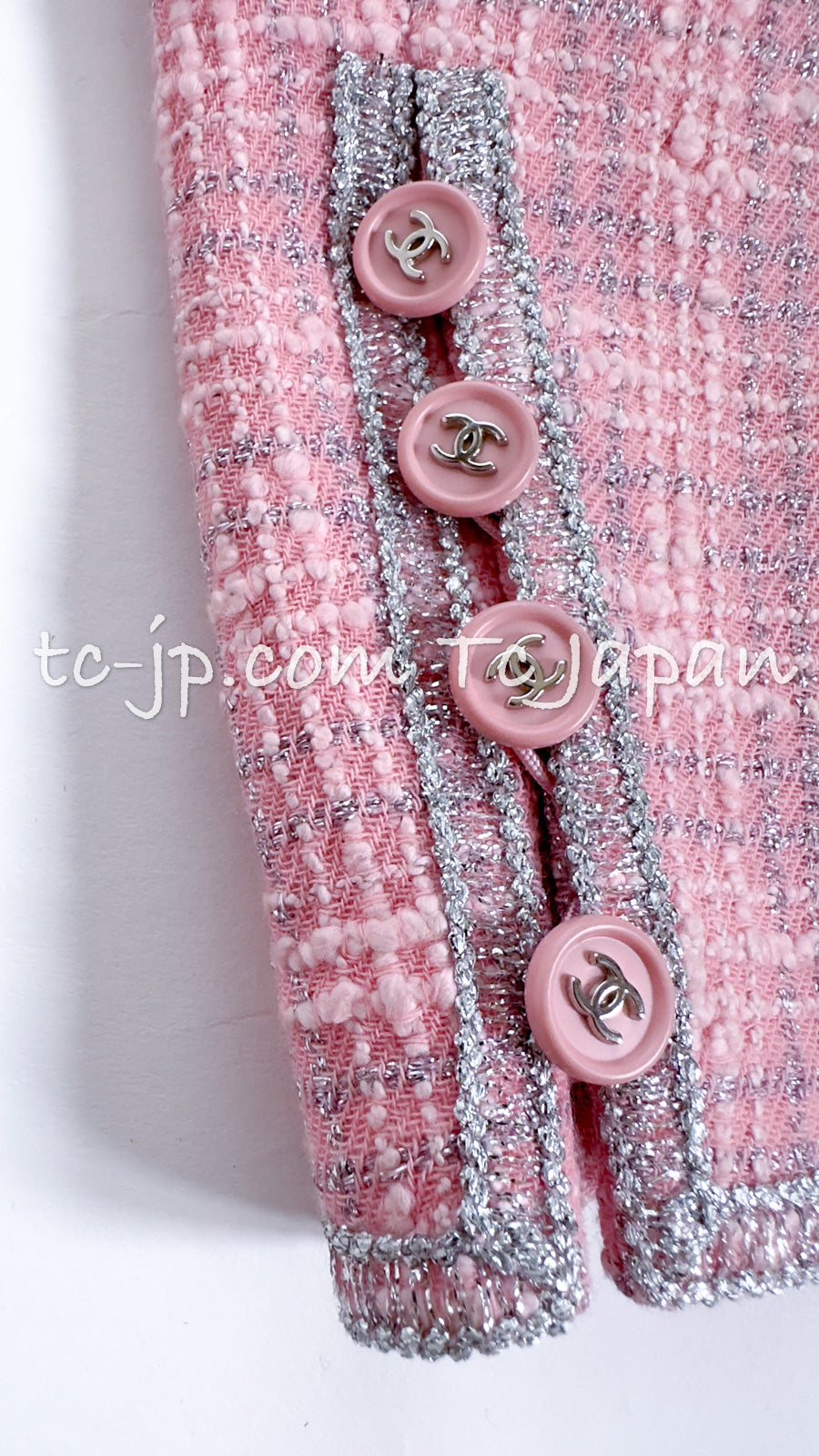 CHANEL 97S Vintage Pink Silver Tweed Jacket Skirt Setup Suit 38 シャネル  ヴィンテージ・ピンク・シルバー・ラメ・ジャケット・ワンピース・セットアップ・スーツ 即発