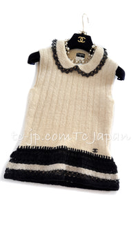 CHANEL 02A Beige Black Sleeveless Wool Knit Tops Sweater 38 シャネル ベージュ ブラック ノースリーブ ウール ニット トップス セーター 即発