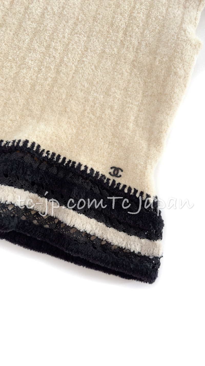 CHANEL 02A Beige Black Sleeveless Wool Knit Tops Sweater 38 シャネル ベージュ ブラック ノースリーブ ウール ニット トップス セーター 即発