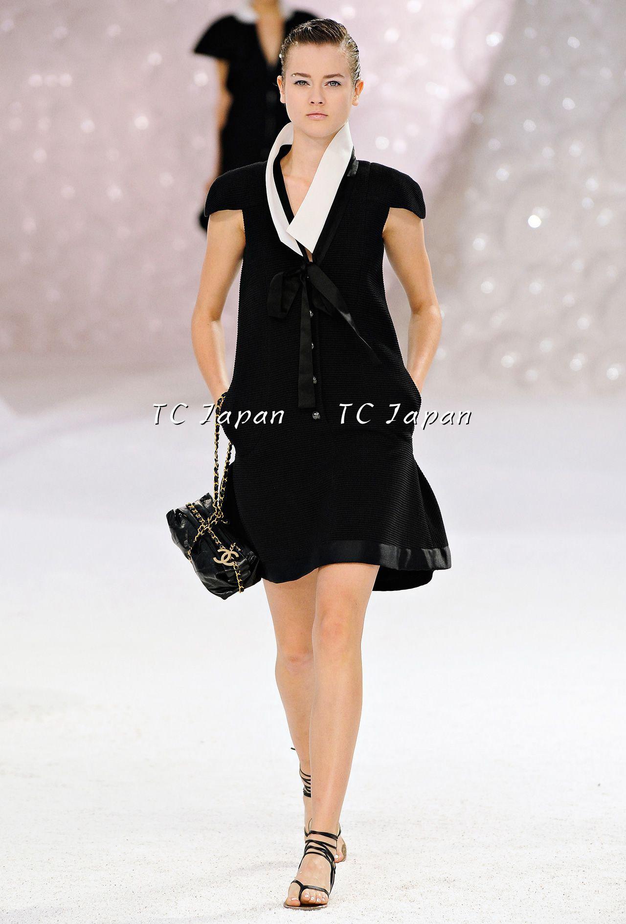 CHANEL 12S Black Ribbon Textured Dress 36 38 シャネル ブラック・リボン・ワンピース - シャネル TC JAPAN