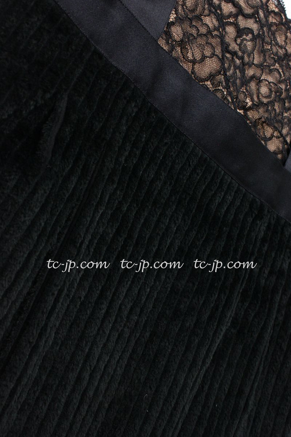 CHANEL 07A Black Lace Velvet Vintage Party Cocktail Dress 38 40 42 シャネル  スーパーモデル レース・ブラック・ベルベット ドレス ヴィンテージ・ワンピース 即発