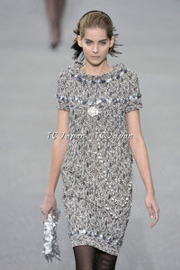 CHANEL 09S Grey Silver Tweed Dress 36 38 シャネル マルチ ツイード・ワンピース 即発 - シャネル TC JAPAN