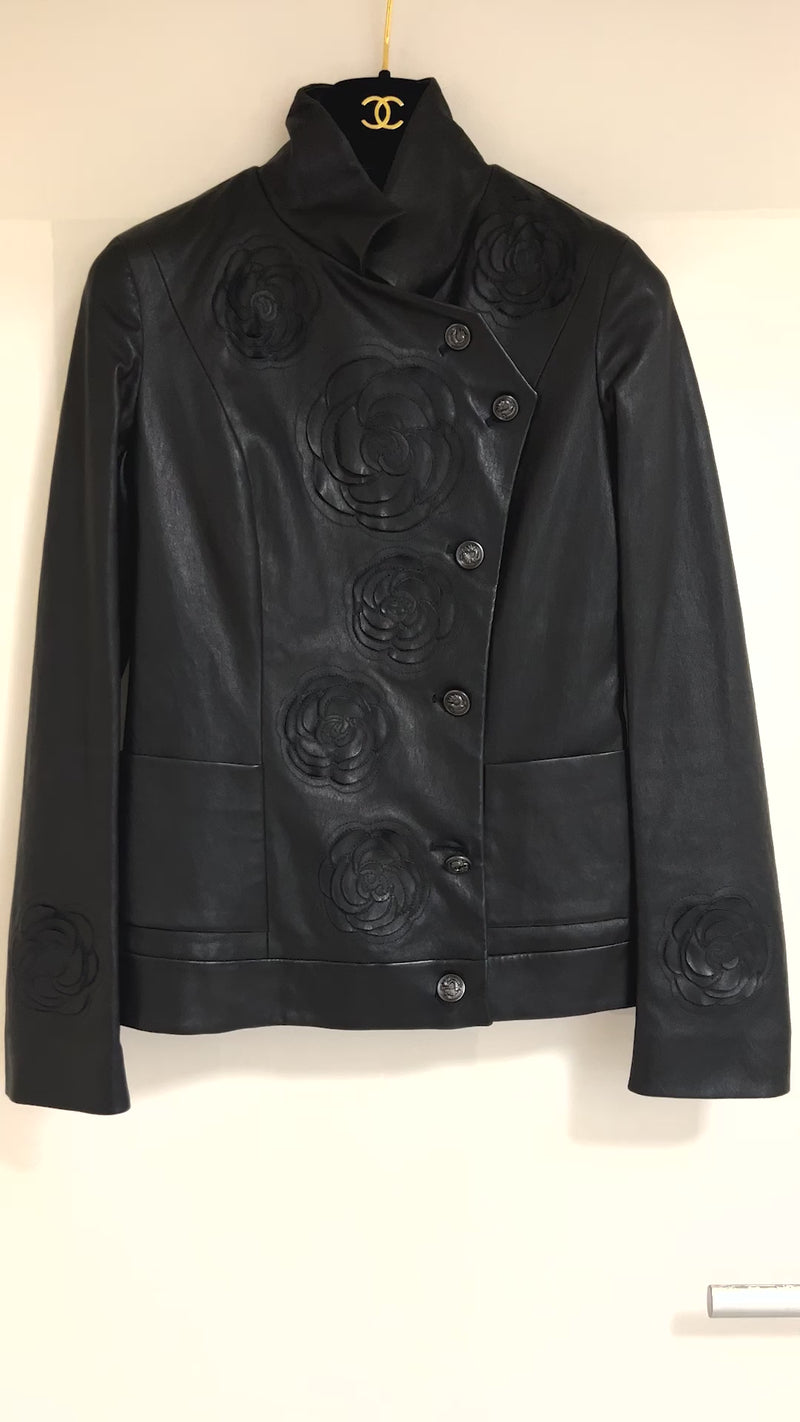 CHANEL 10PF Black Camelia Leather Jacket 34 36 シャネル ブラック カメリア柄 ラム・レザー・ジャケット  即発