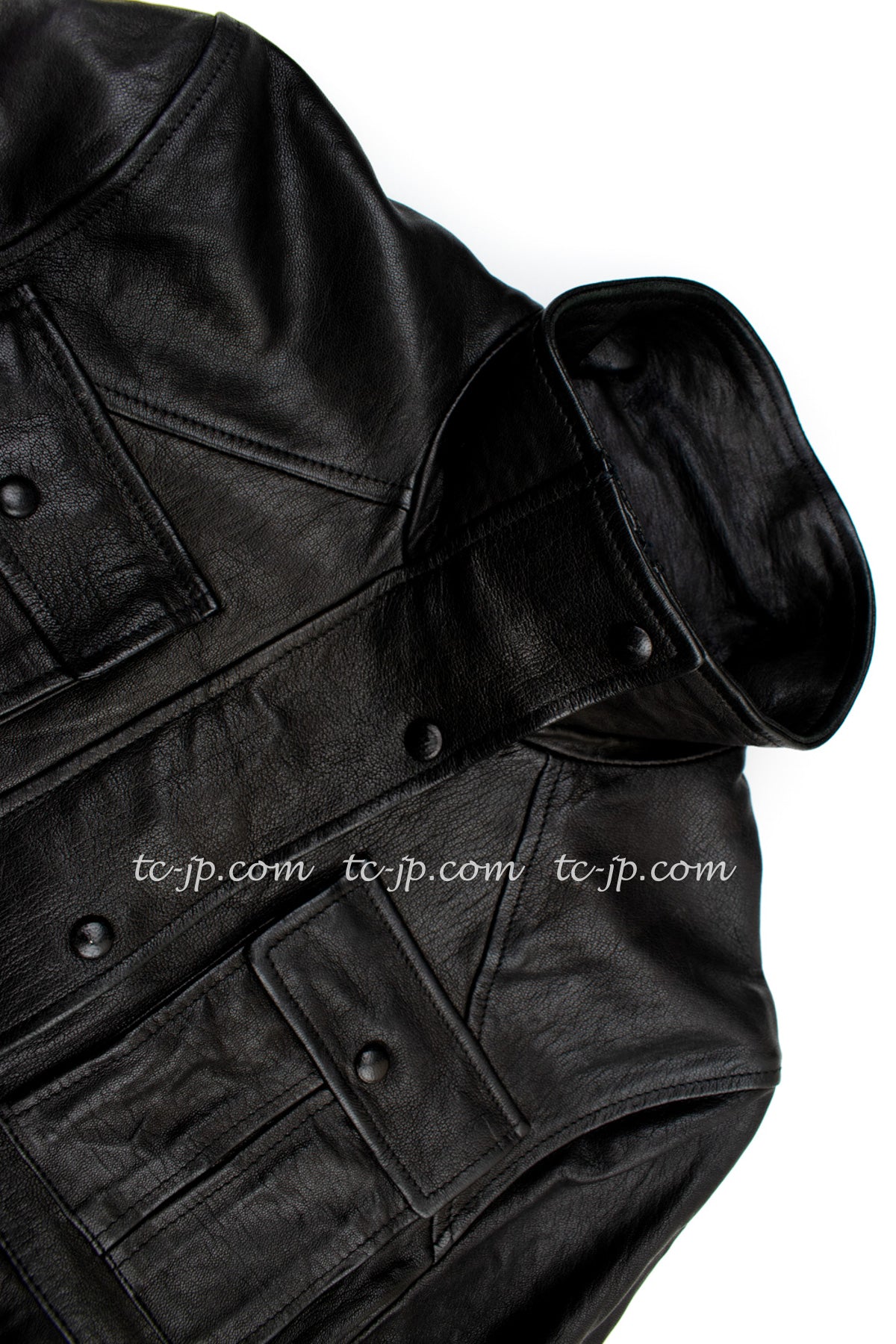 CHANEL 07A Black Lamb Skin Leather Blouson Half Coat Jacket 34 36 38 シャネル  ブラック ラム スキン レザー ライダース ブルゾン ジャンバー ハーフ コート ジャケット 即発