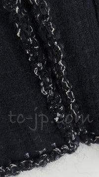 CHANEL 11A Black Wool Angora Trim Tweed Cardigan Jacket 34 シャネル ブラック・ウール・アンゴラ・トリム・ツイード・カーディガン・ジャケット 即発
