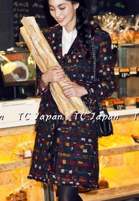 CHANEL 13PF Multi-Colored Tweed Coat New 44 シャネル マルチカラー・ツイード・コート - シャネル TC JAPAN