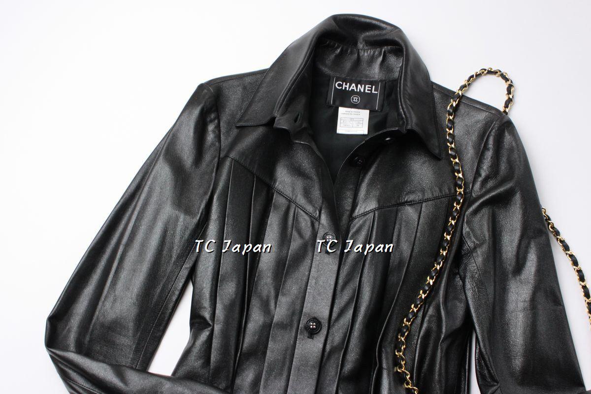 CHANEL 02A Black Lambskin Leather Tops Jacket Shirt 42 シャネル ブラック・レザー・トップス・ジャケット - シャネル TC JAPAN