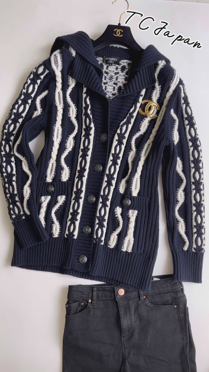 CHANEL 18PF Navy Ivory Sweater Cardigan Skirt 36 38 シャネル ウール・カシミア・ネイビー・ケーブル・ニット・セーター・カーディガン 即発