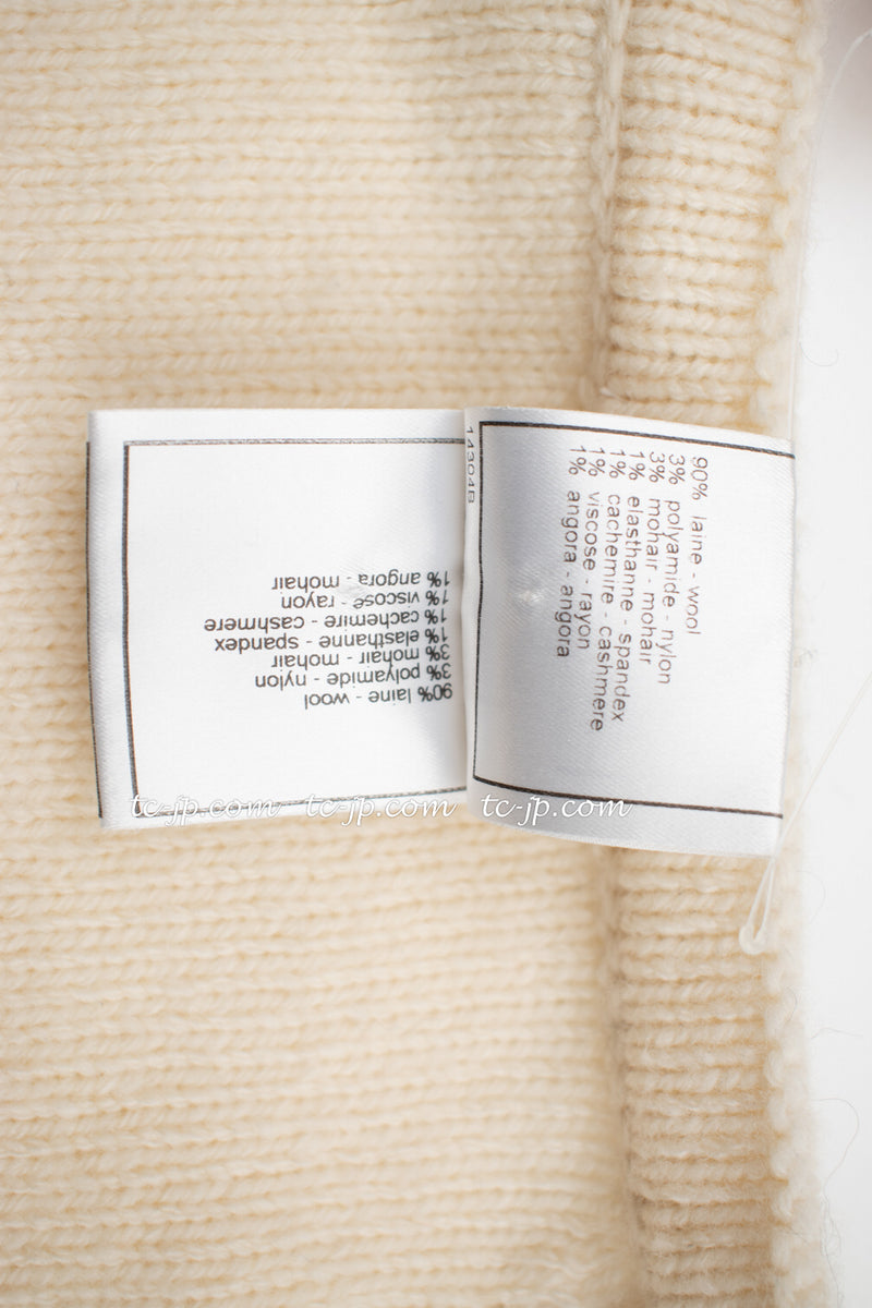 CHANEL 02A Black Grey ivory Creme wool Cardigan 38 シャネル  ブラック・グレー・アイボリークリーム・ウール カーディガン 即発